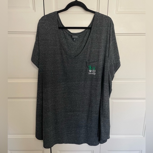 Torrid T-Shirt - Picture 1 of 6